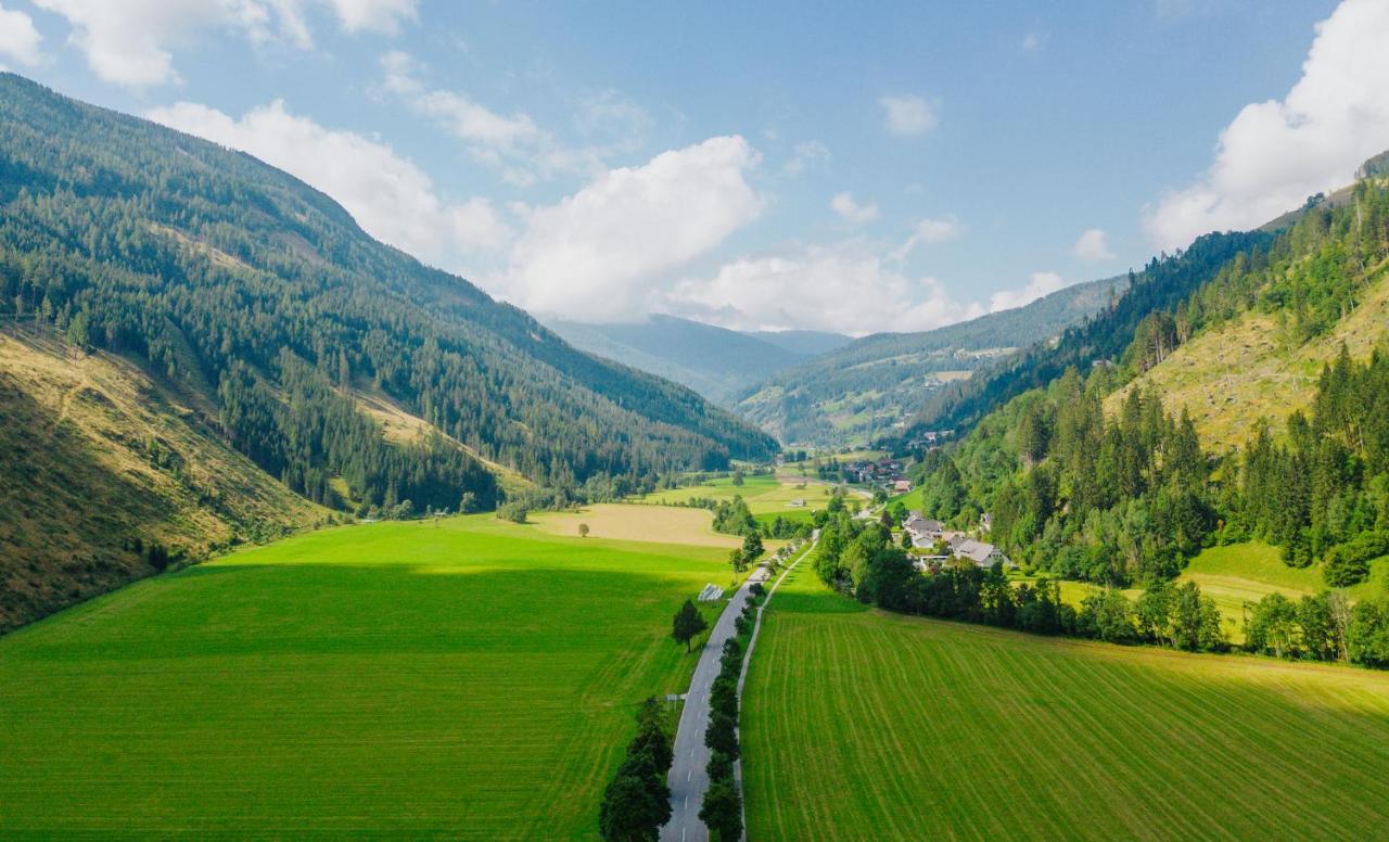 Ferienapartments Mueller Ebene Reichenau エクステリア 写真