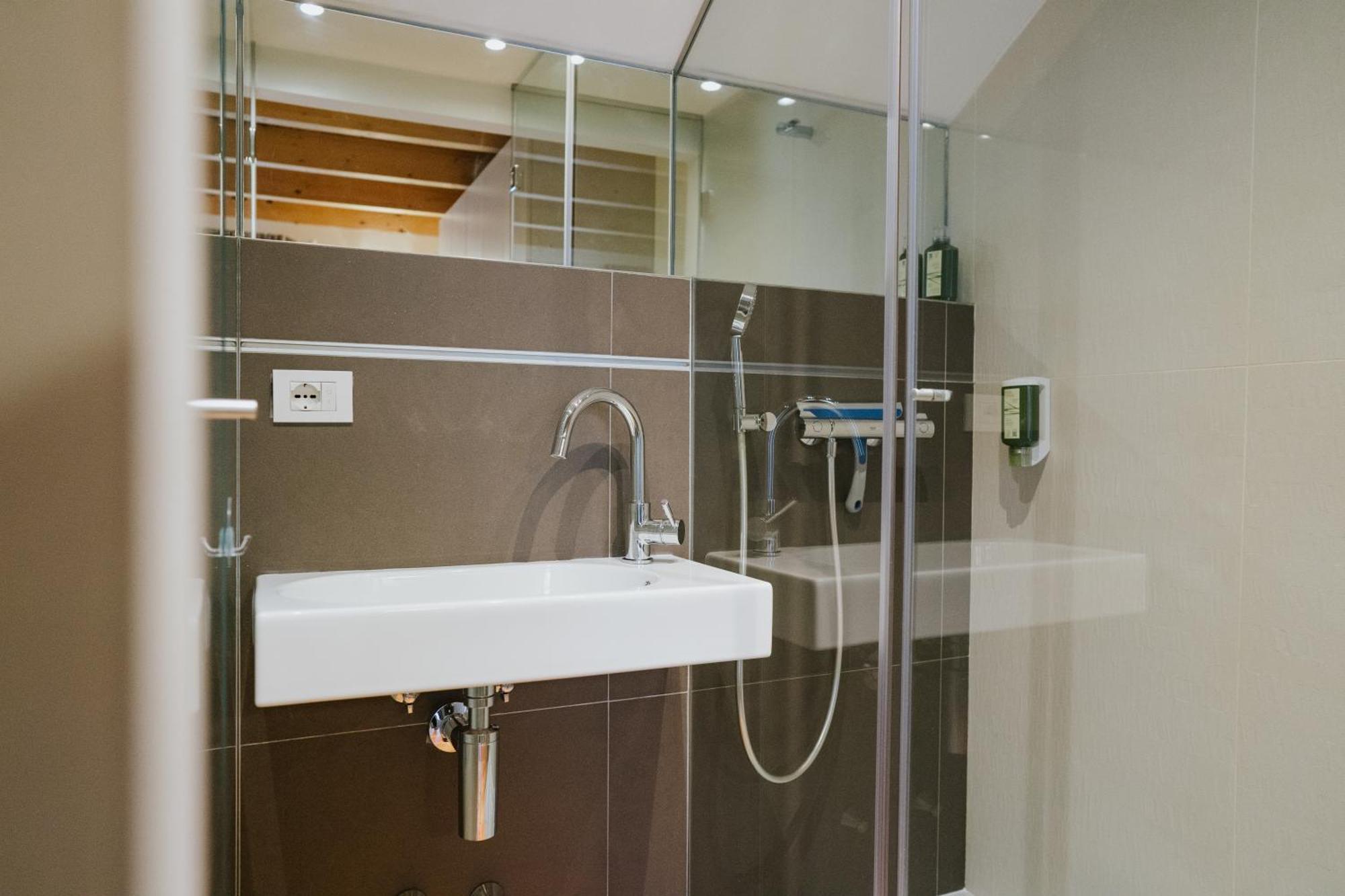 Ferienapartments Mueller Ebene Reichenau エクステリア 写真